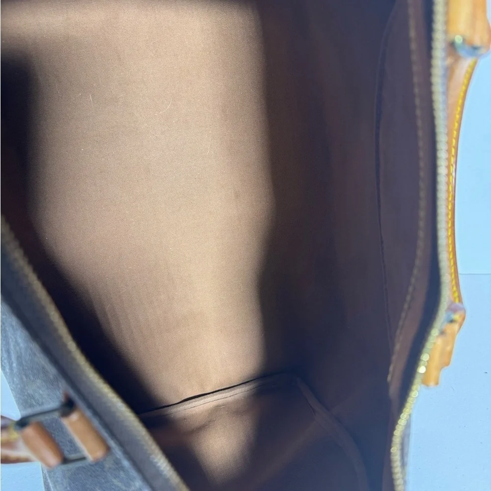 AUTHENTIC Louis Vuitton Brown Monogram Speedy 40